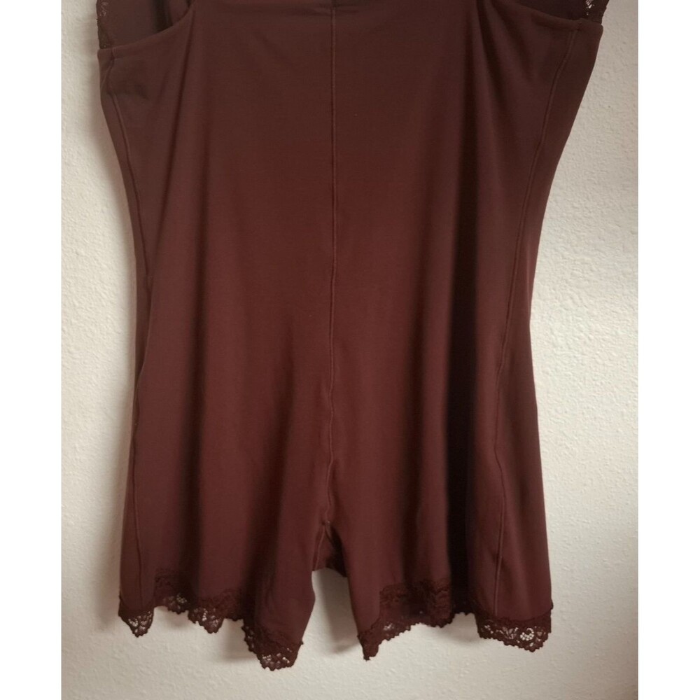 Women's SKIMS Fits Everybody Lace Trim Triangle Romper in Oxblood Size XL - Picture 12 of 13